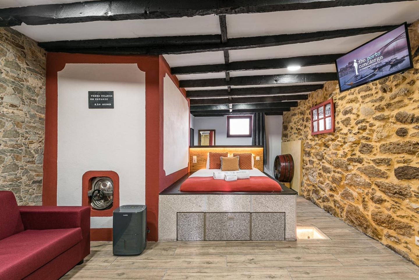 Hotel Guestready - Charming Stone Wall Retreat à Vila Nova de Gaia Extérieur photo